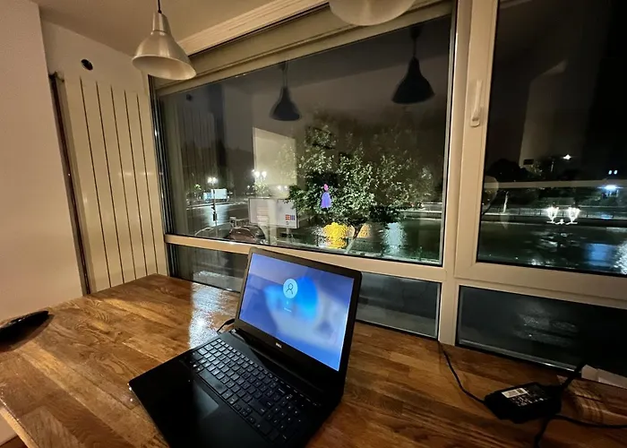 River View - Izvor ブカレスト