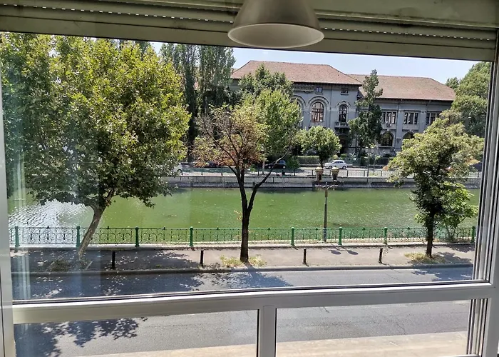 River View - Izvor アパート *